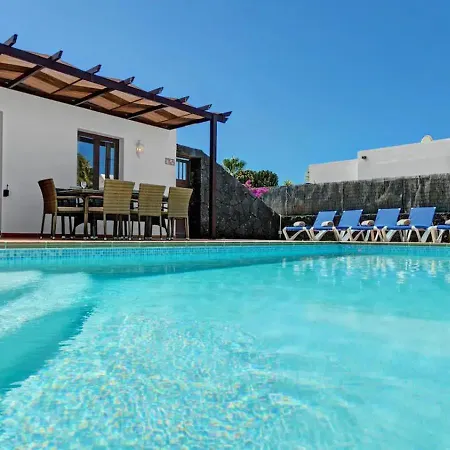 Vida Villa *